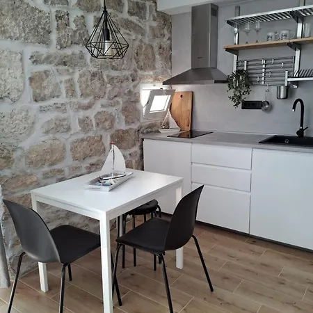 Leut & Lanterna Vis