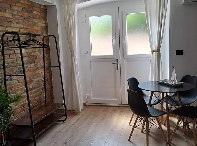 Lejlighed Leut & Lanterna *