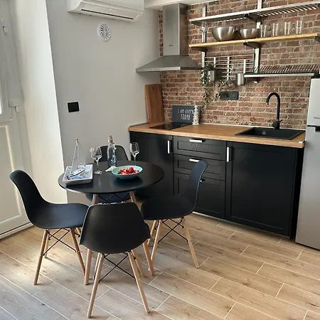 Leut & Lanterna Apartmán Vis
